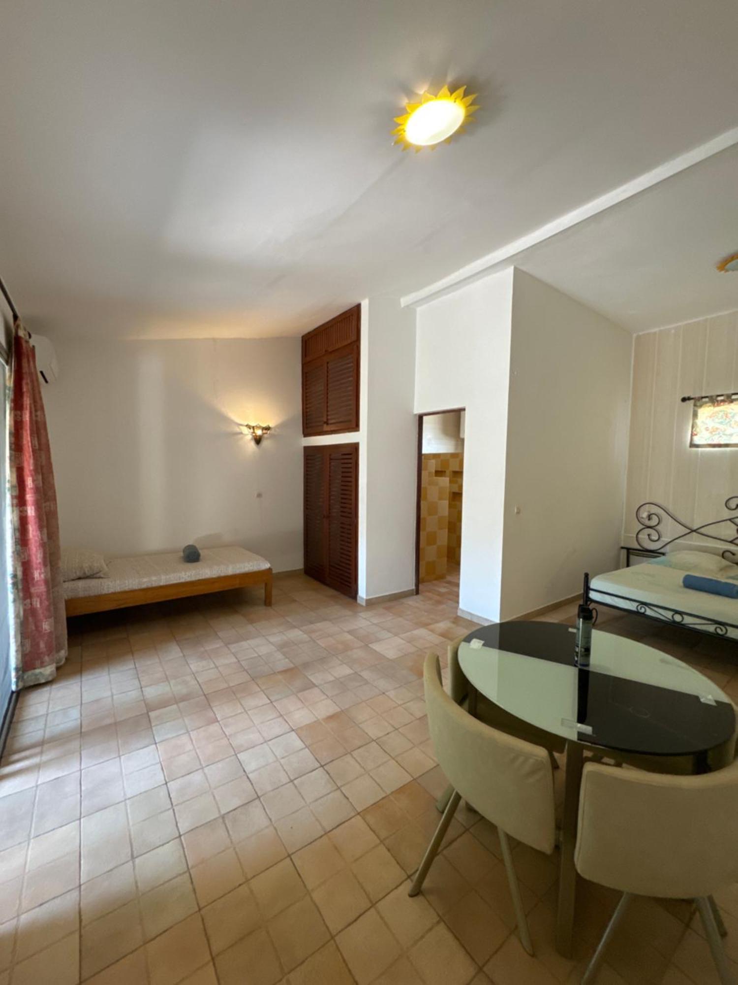Kayzen House Hotell Ngaparou Eksteriør bilde